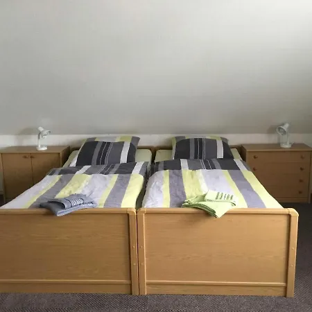 Ferienwohnung Rossis Nuest, 31516 Uplengen Buitenkant foto
