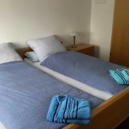 Ferienwohnung Rossis Nuest, 31516 Uplengen Buitenkant foto